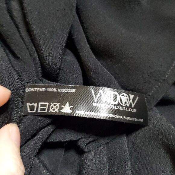 Dolls Kill Widow Gothic Maxi Skirt Size 1X Plus Gauzy Lace Up High Slit Womens - Picture 10 of 11